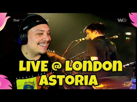 Muse - Plug In Baby [Live @ London Astoria] (2000) | Live Reaction
