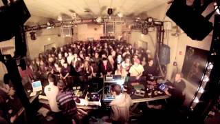 King HiFi Sound System feat. Peter Youthman play Digital steppaz, Under mi Sensi - UBS #2