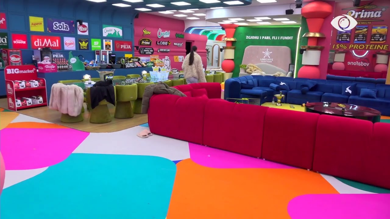 Mikela dhe Jozi nuk arrijnë të kthejnë në kohë orën e “Lori Caffe”