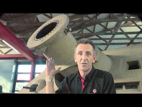 戦車の中へ。Sturmtiger - 戦車の世界 (Inside The Tanks: The Sturmtiger - World of Tanks)