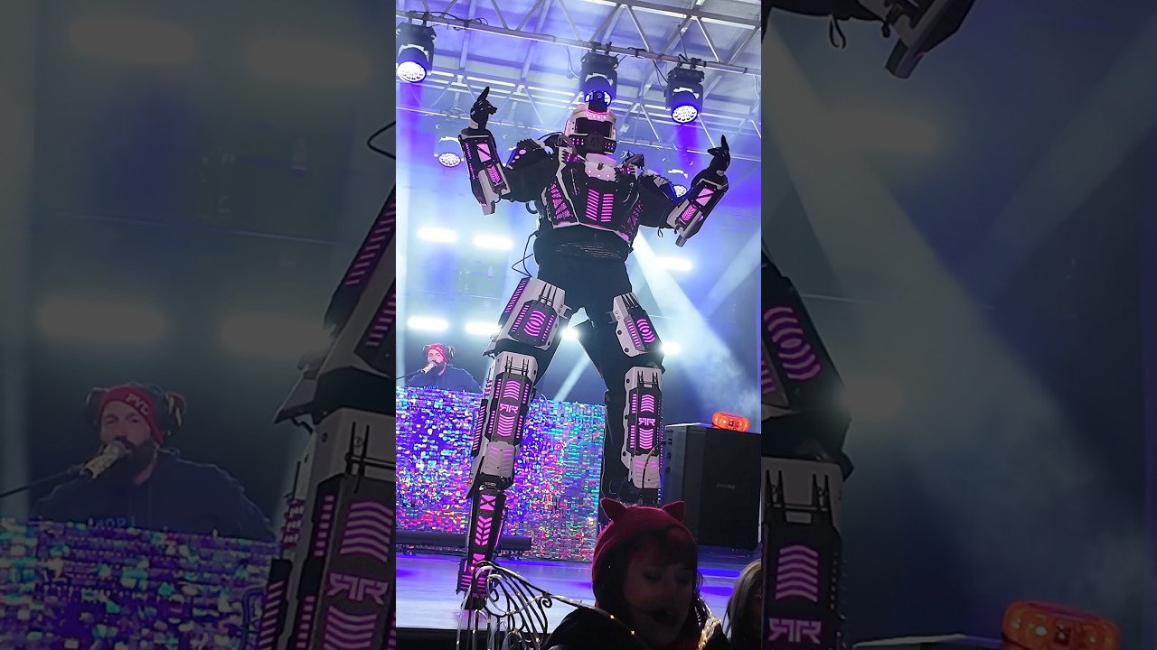 Promotional video thumbnail 25 for Mega Robot