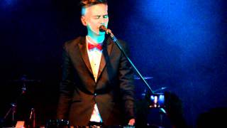 Tesla Boy - Runaway Man @ 16 Tonns (2011-05-11)