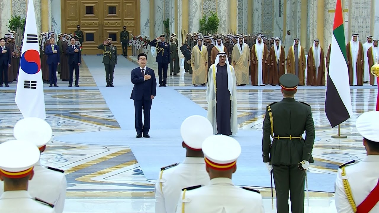 صورة بعنوان: Youtube Image