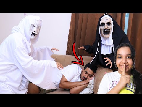 Shafa plays a ghost prank on Abdullah and Mom