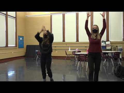 Version de la danse avec musique (1 couplet et 1 refrain)