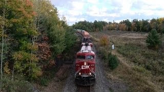 preview picture of video 'CP 8710 at Pointe au Baril (08OCT2012)'