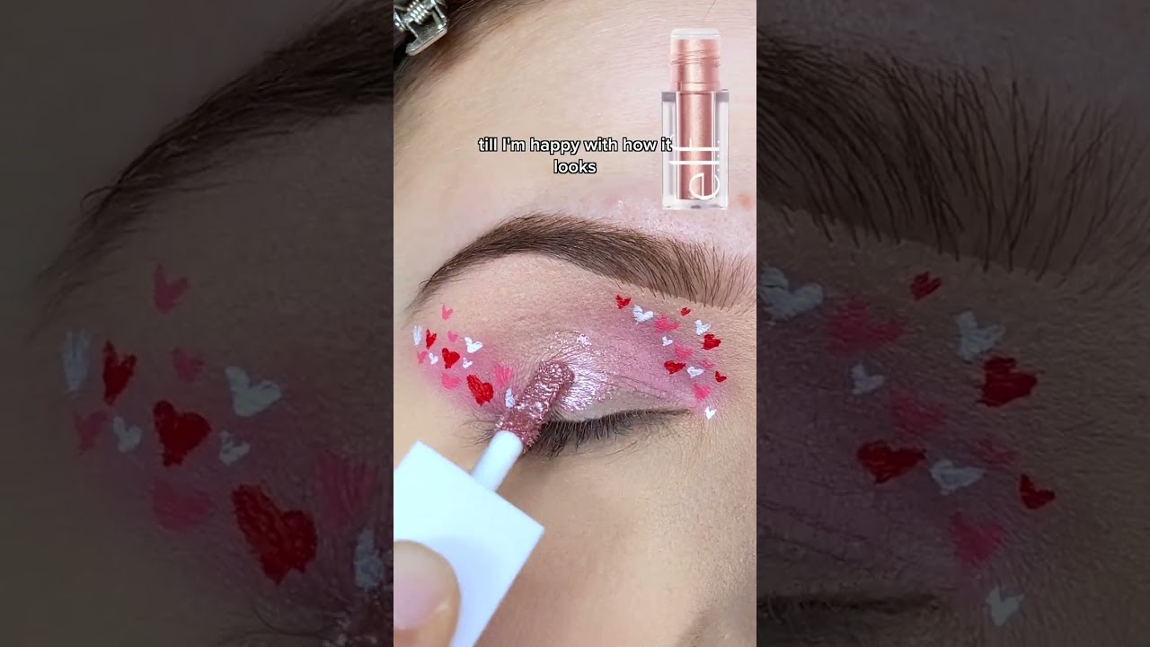 CUTE & EASY HEART EYESHADOW  | VALENTINE'S DAY MAKEUP LOOKS SERIES | #shorts #eyeshadowtutorial