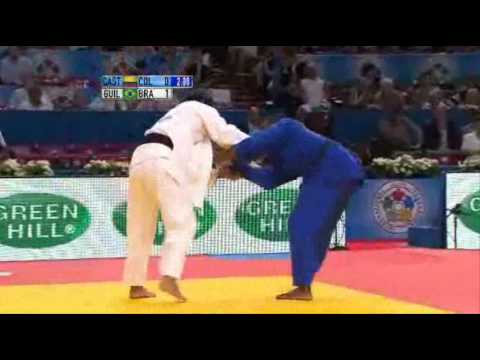 JUDO 2011 World Championships: Pedro Castro (COL) - Leandro Guilheiro (BRA)