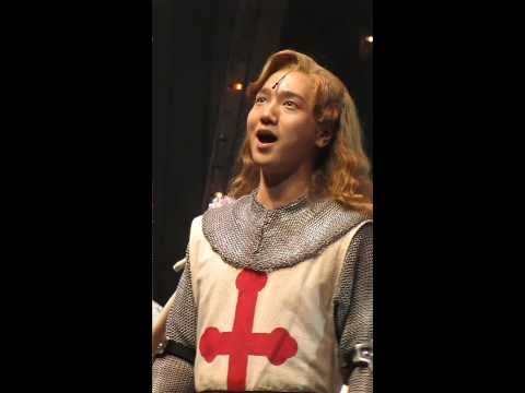 101223 YESUNG spamalot curtaincall.AVI