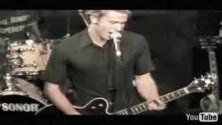 Lifehouse- Hanging By a Moment  (with lyrics)