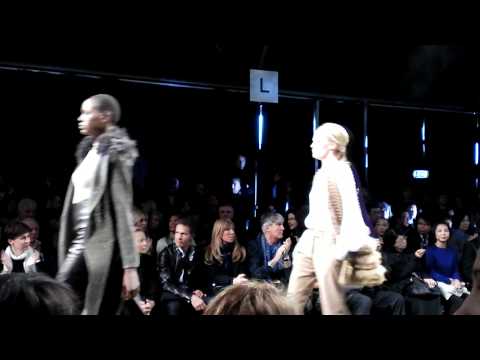Milan Fashion Week Woman: Ermanno Scervino F/W 2011- 2012