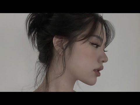 . . prettiest side profile to exist ☆