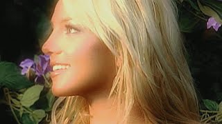 Britney Spears - Mystic Garden Intro (The Onyx Hotel Tour)