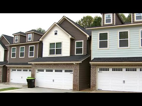 South Fulton homeowners say many construction errors in new home by developer | WSB-TV