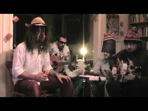 Whistling Biscuits - Be My Bob Monkhouse (Moth Sessions)