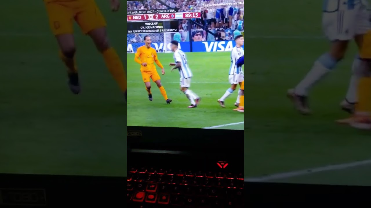 Argentina Player Kicked the Ball into the Dutch's Bench