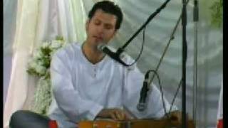 Download lagu Ahmad Shah Mostamandi Morwari Dana Dana mp3