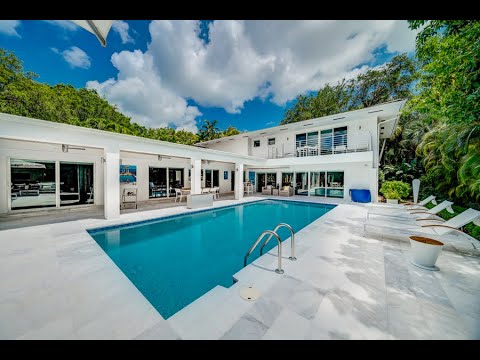 4150 Bay Point Road, Miami, FL 33137