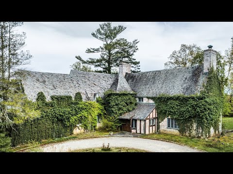 New York Stockbroker's $8,100,000 ABANDONED Mansion | NO ONE Wants To Live Here
