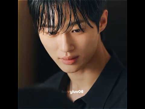 She can't escape from him😂Drama-Lovely Runner #kdrama#lovelyrunner#imsol#ryusunjae