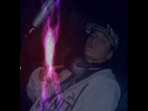 B Icon ft. ArthuR - Futya Play [T.L.G]