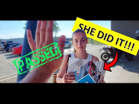 She did DRIVING ADVANCED CLASS┃(ft. Triumph Speed Triple RS)┃#Slovakiaring a Centrum bezpečnej jazdy