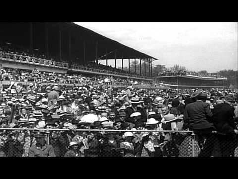 A thrilling race in the 1936 Kentucky Derby as Bold Venture wins. HD Stock Footage
