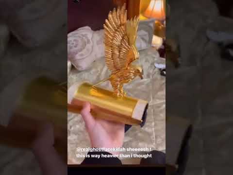 Ghostface Killah’s Golden Eagle is of Hip-Hop’s most iconic pieces of jewelry #ghostfacekillah