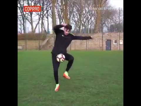 Football tricks: Marcel Gurk is insane