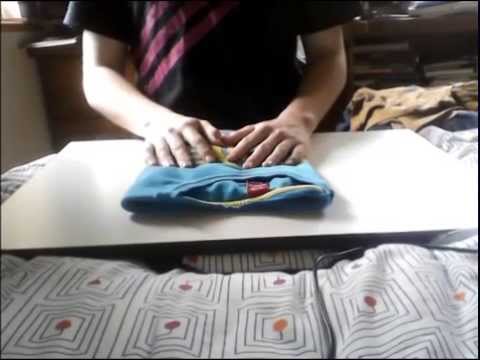 Super fast t-shirt fold (Dean Jones)