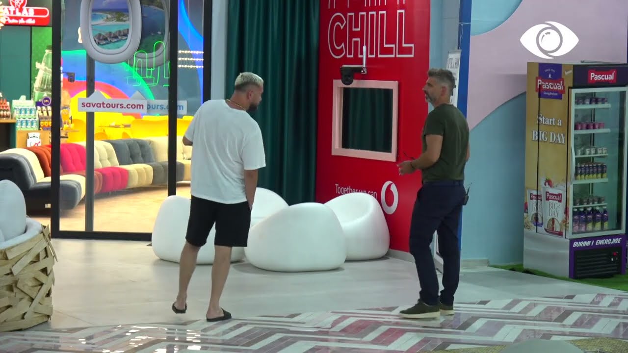 Nita debat me Luizin: Kur sheh dikë keq, e godet edhe më shumë