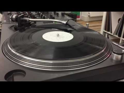 Urulu 'Barcode Men' (Tochigi Descent EP)