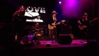 Space - Charlie M - live at Buxton Pavilion Arts Centre 9/2/17.