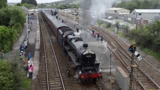 preview picture of video 'The Royal Duchy | Par Station  | Black 5 No. 44932 | 16/6/13'