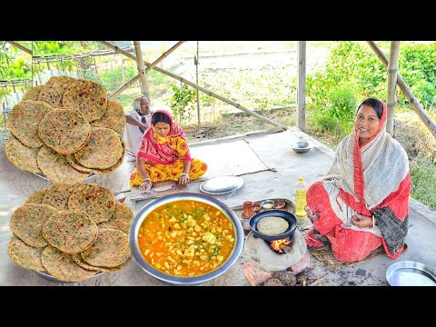 মেথি শাকের পরোটা সাথে খাসির চর্বি দিয়ে ঘুগনি রান্না আর জমিয়ে সবাইমিলে খাওয়া দাওয়া