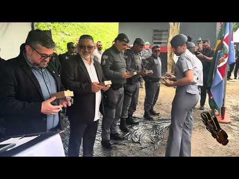 POLÍCIA MILITAR EM NOVA SEDE EM JUQUITIBA PREFEITO WILHIANS SOARES A PLACA DE INAUGURAÇÃO.