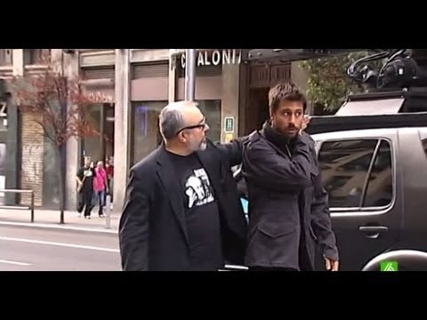 Hugo Silva, perseguido por cientos de personas