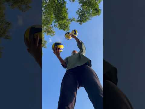 【これできる？】動くボール🏐を目で追い続けてください【できたらコメント】