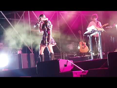 Francesca Michielin- cheyenne live Biella 17072021
