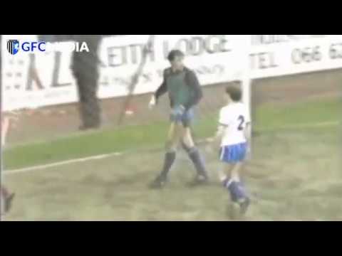 CLASSIC MATCH HIGHLIGHTS | SWINDON TOWN 2-1 GILLINGHAM | 1987 PLAY-OFF FINAL SECOND LEG (AGG: 2-2)