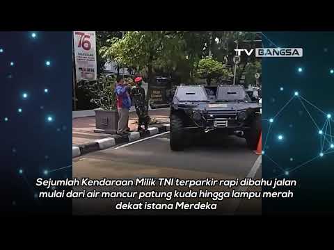 Kendaraan Tempur TNI Berjejer di Lintas Merdeka Barat Jakarta Pusat