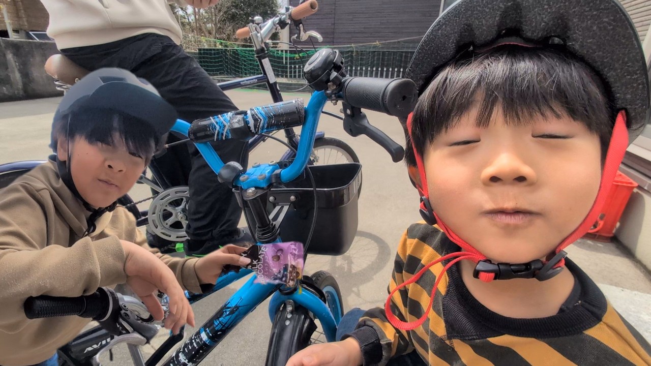 新品のタイヤとグミのプレゼントが嬉しいどんちゃん　事故るおいちゃんとまた落としてるおいちゃん　#2284