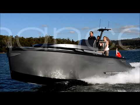 Van Diemen Luxury Craft Sports Limousine 7.5M (EPM 718)