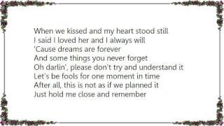 Eric Carmen - She Remembered Lyrics