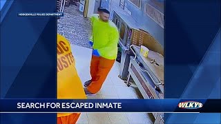 Shepherdsville man on the run after escaping LaRue County jail