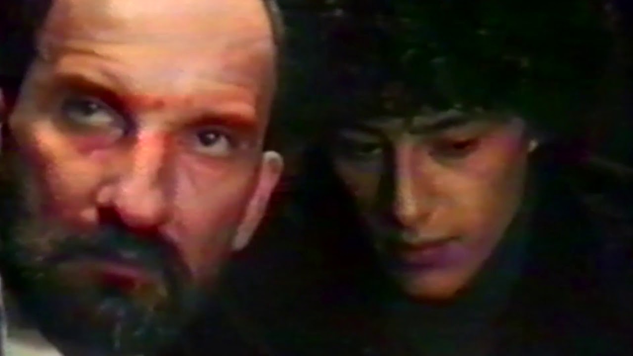 VHS - VOLVER A HAMLET, SIEMPRE - Dirección: Gustavo Alonso - Tráiler