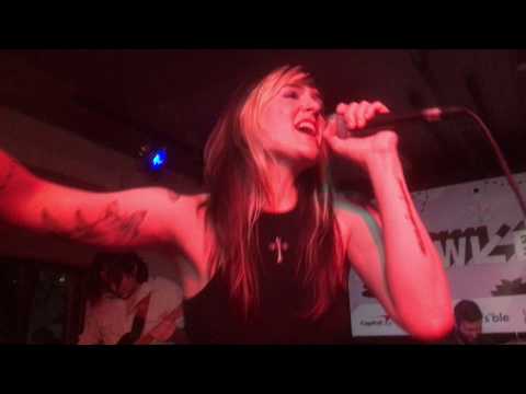 Jessie Frye - Faded Memory (ft. Timecop1983) Live at SXSW 2019