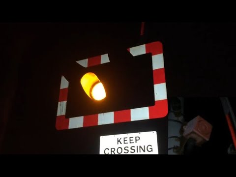 *NIGHT MODE and ALARM EVEN WORST* North Fen Level Crossing (Cambs) (06.06.19)