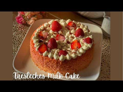 നാവിൽ അലിഞ്ഞു ചേരും മിൽക്ക് കേക്ക്🤤👌🏻|TRESLECHES MILK CAKE😍|Strawberry Flavor🍓|With English Sub