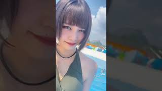 【TikTok】アイドルのプールは刺激が違うね
